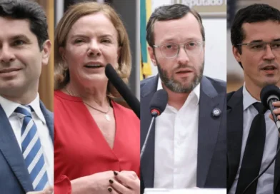 Alexandre Curi, Gleisi, Filipe e Deltan empatam na disputa pelo Senado no PR Alexandre Curi, Gleisi, Filipe e Deltan empatam na disputa pelo Senado no PR