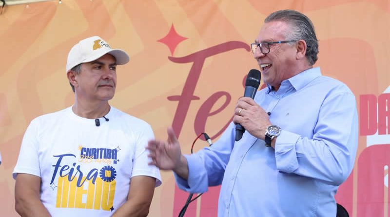 Newton Bonin Celebra os 333 Anos de Curitiba na Praça dos Menonitas